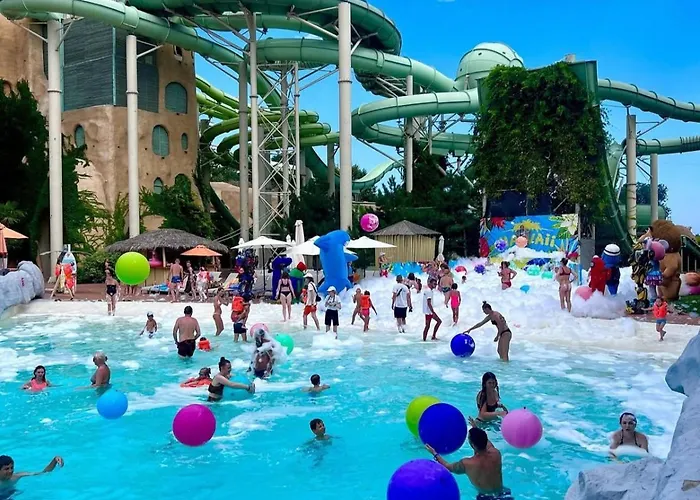 аркадия, 19 жемчужина, французкий бульвар, пляжи ибица, итака, портофино, санторини, лагуна, аркадийская алея, возле моря